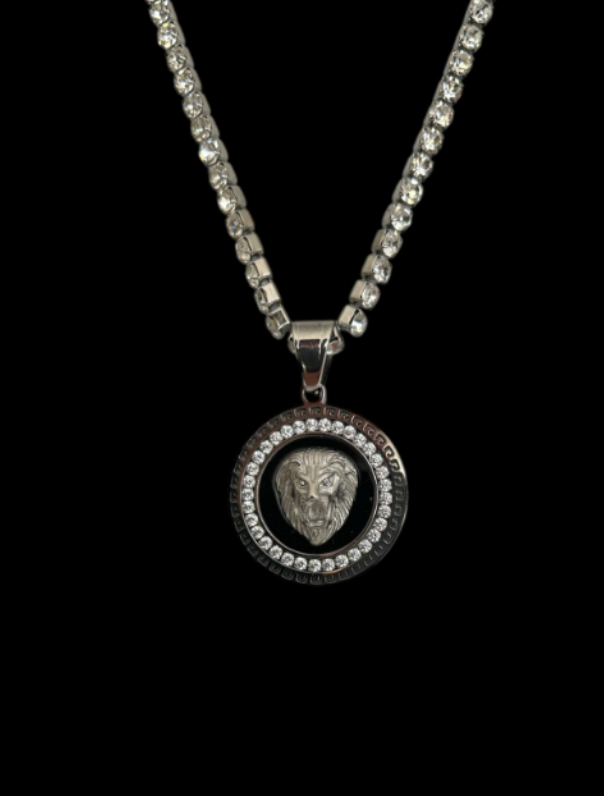 Luxury Lion Pendant