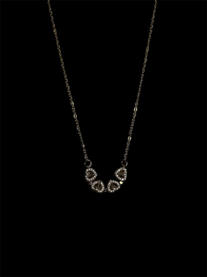 Magnetic heart necklace