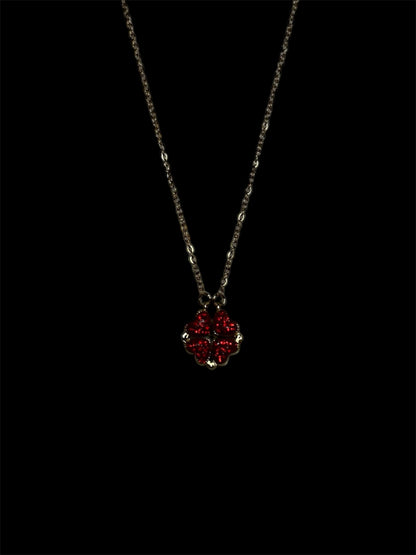 Magnetic heart necklace