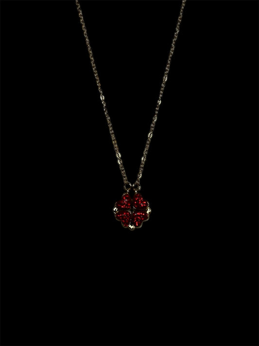 Magnetic heart necklace