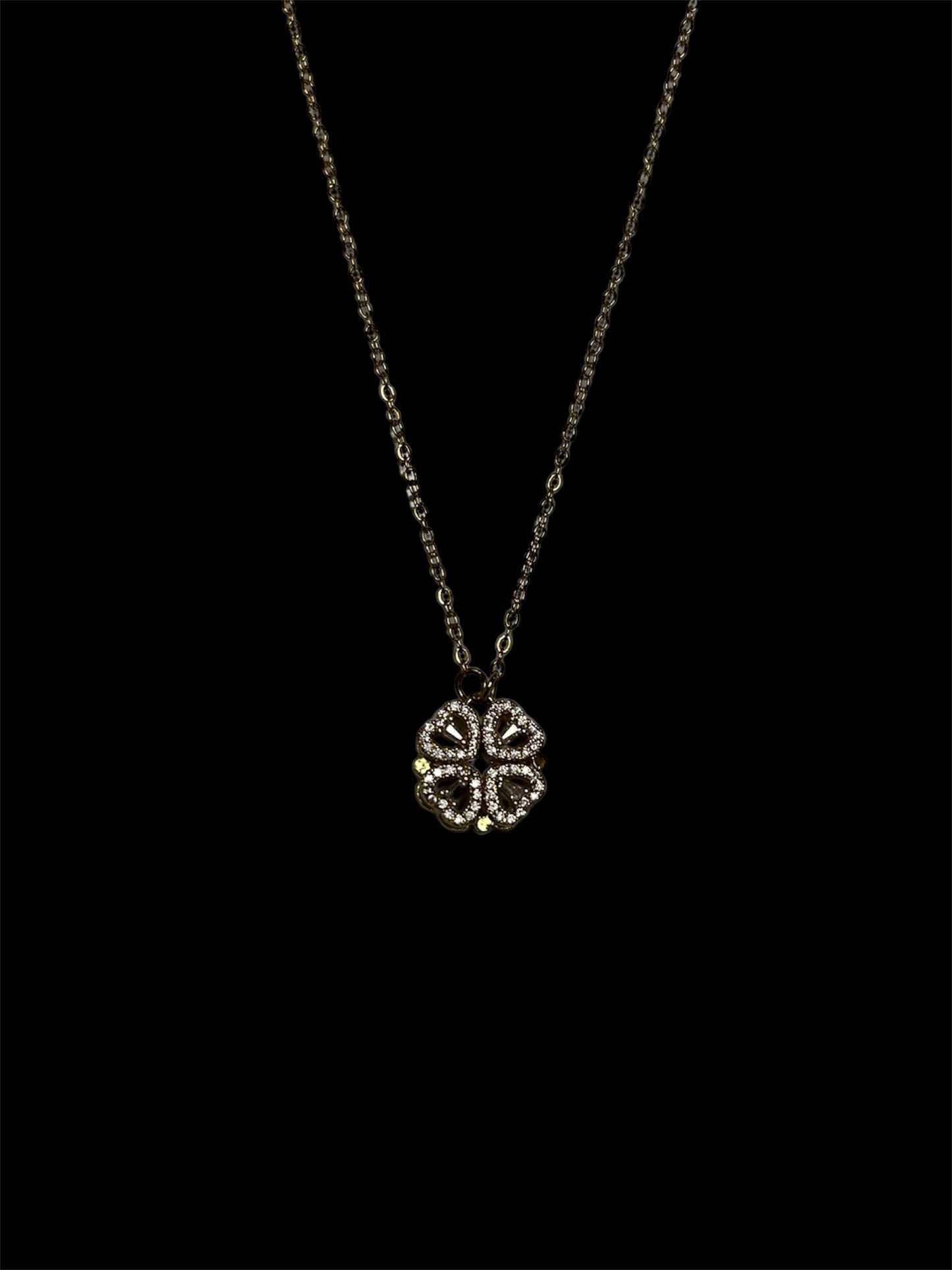 Magnetic heart necklace